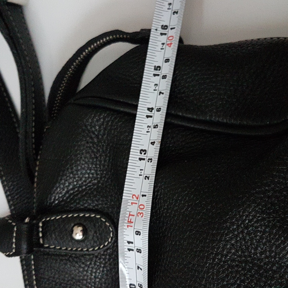 Roots Black Leather Handbag - Picture 12 of 13